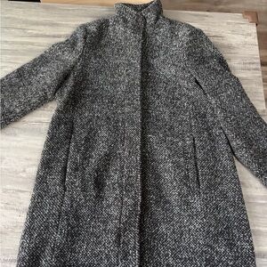 Old Navy Women's Black and White Trench Coat